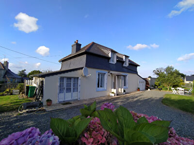 Maison en pierres de 90m2 - Pommerit le Vicomte