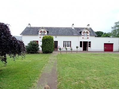 ST MARS DU DESERT BOURG MAISON SUR 1194 M2 DE TERRAIN