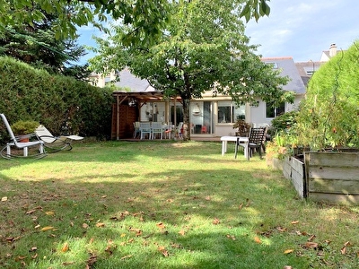 Carquefou - 7 pieces - 135.21 m2