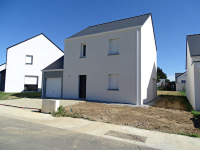 Maison en location a Saint Mars Du Desert, 3 chambres + garage
