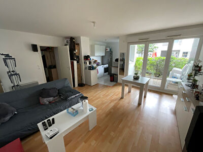 Appartement T3 a vendre dans le bourg de Carquefou avec stationnement