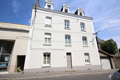 Nantes Rue de Coulmiers - Grand Studio proche Jardin des Plantes