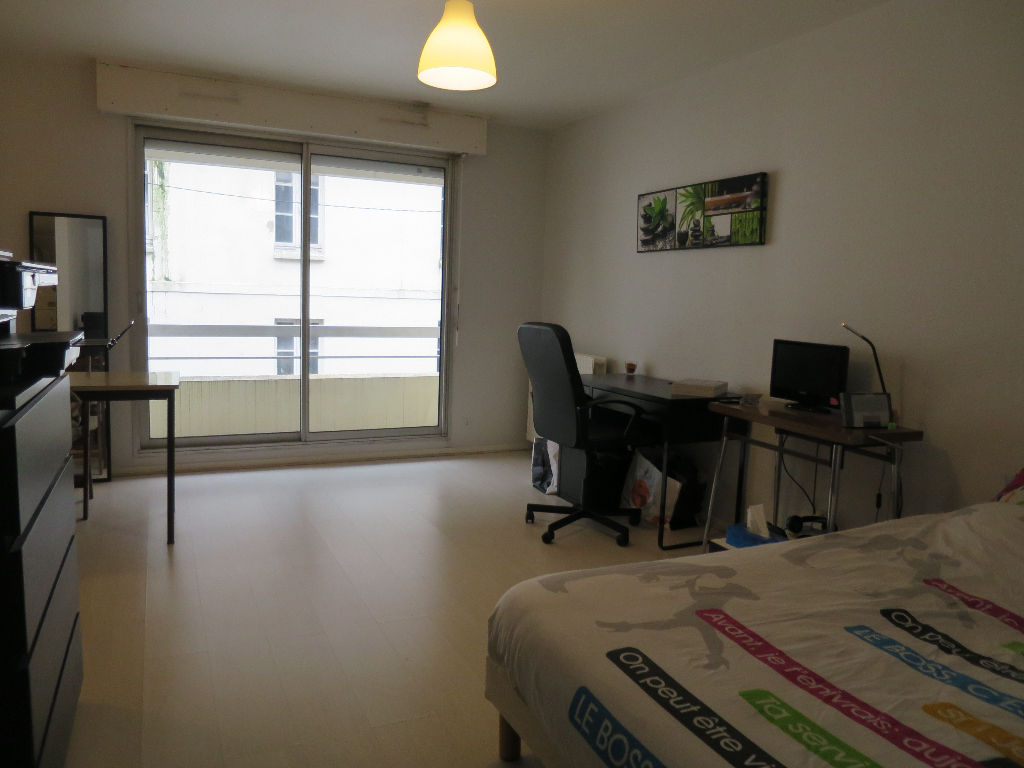 A louer sur Nantes quartier CANCLAUX Grand studio avec ...