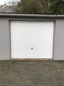 Mitrie - Garage a louer