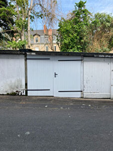 Nantes Rond-Point-de-Vannes - Rue Ernest Legouve - Garage individuel
