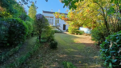 Nantes PLESSIS TISON - Rond point de Paris - maison d'architecte - magnifique jardin arbore