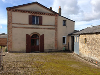 SAINT HERBLAIN : Maison a renover entierement 160m2