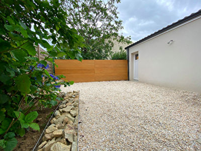 Reze : Maison neuve (5 chambres) avec jardin et grand garage