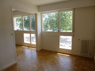 SAINT HERBLAIN - APPT T4 + CAVE + PARKING