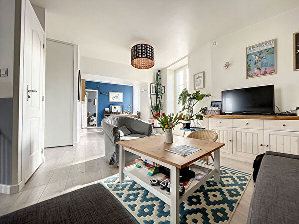 NANTES CHANTENAY - Appartement T3 en duplex, compose de 2 chambres, dans une petite copropriete.