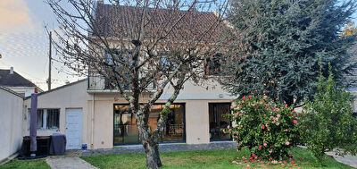 Maison Nantes Beausejour Val d'Or : 130.14 m2