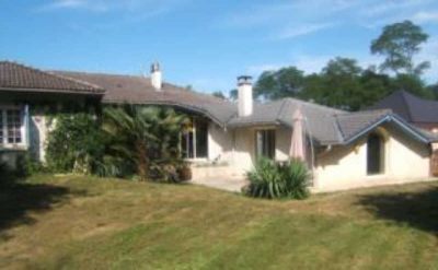 Maison IDRON - 6 pieces - 145 m2
