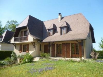Maison LONS - 8 pieces - 172 m2