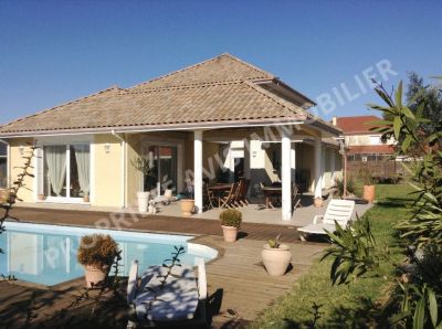 Maison Lons 6 pieces 142 m2