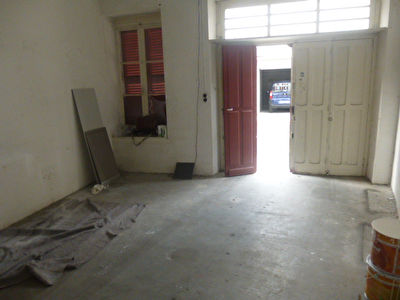 Garage ferme 22.5 m2 Pau Centre-ville proche Verdun