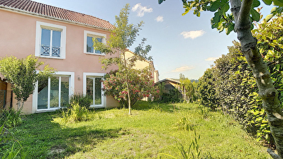 A vendre GAN Maison mitoyenne avec 3 chambres et garage avec jardin de 215 m2