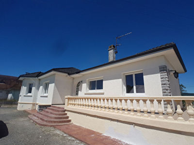 A Vendre BOEIL BEZING Maison de plain pied 5 pieces terrasse et garage