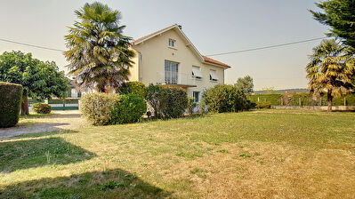 A louer Boeil Bezing Maison de 171,5 m2 avec 4 chambres + bureau