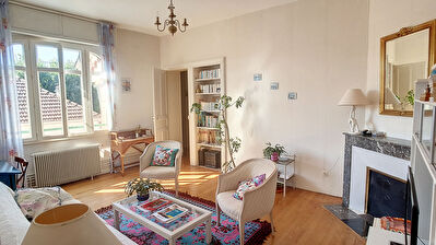 A vendre PAU Saint Dominique - Appartement T3 de 76 m2 - dernier etage - garage