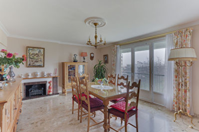 Appartement Bayonne Marracq 5 pieces 146.55 m2, Viager occupe sur deux tetes