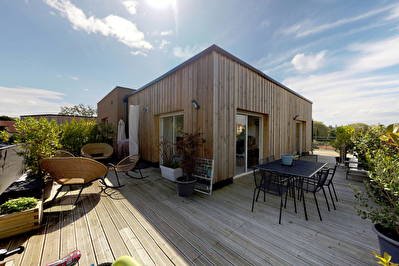 Maison Bayonne Beyris attique de 5 pieces 90.10 m2 et terrasse de 105 m2.