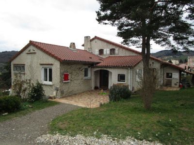 Maison Vaugneray 10 pieces 200 m2