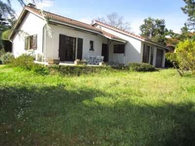 Saint Genis les Ollieres Maison 130 m2