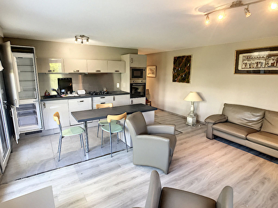 Appartement CENTRE de Craponne T2 avec grand jardin