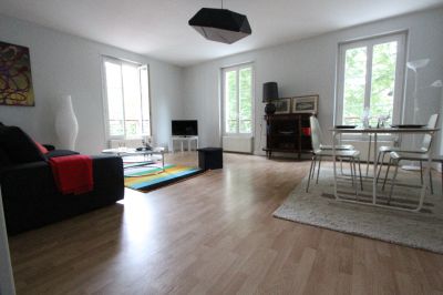 LA MOTTE PICQUET - Appartement 3 pieces a louer Paris 15eme / 7eme