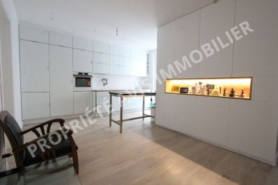 PARIS 7EME - 50 m2 - 3 pieces