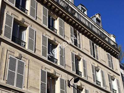 75017 - Pereire - Studio de 15m2 loue au 6eme et dernier etage avec asc.
