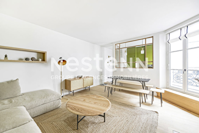 Paris 75008, rue de Berri, Appartement meuble de 3 pieces