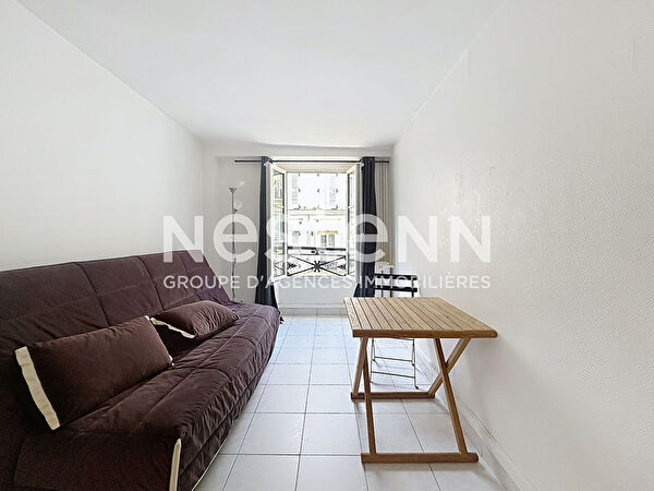 Appartement Paris 1 piece 21 m2