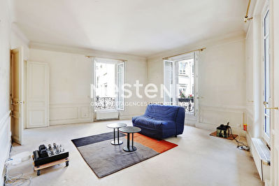 Paris 8 - Saint-Philippe du Roule - Appartement 5 pieces - Cave - Immeuble haussmannien
