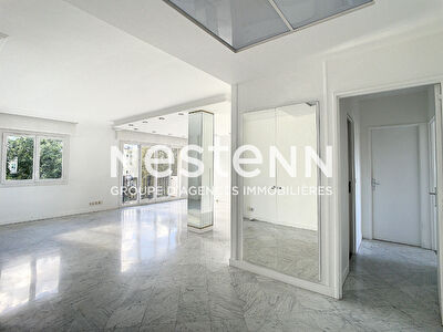 Neuilly-sur-Seine - Appartement 4 pieces de100.47 m2 - Balcon - Sectorisation Pasteur / Andre Marois