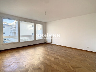 Levallois Perret - Quartier Trezel - Appartement 2 pieces. Parking