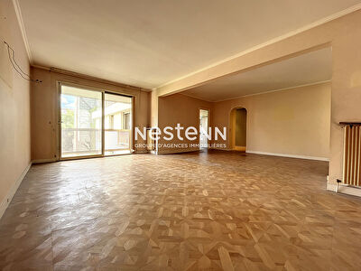 Exclusivite - Nestenn Paris 8eme - Miromesnil - Appartement trois pieces - Balcon - Parking