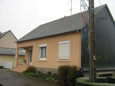 BOURG LA CHEZE - 4 pieces - 63 m2