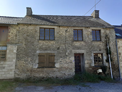 PLESSALA - Maison a renover - 6 pieces - 112,64 m2 - Hameau en campagne