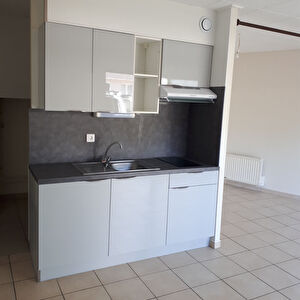 Appartement LOUDEAC 1 piece 30 m2