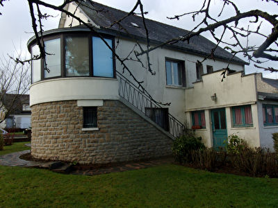 Maison Plemet 8 pieces - 150 m2 - Au centre bourg