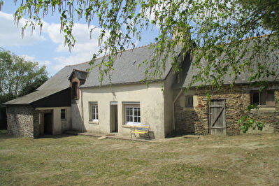 Longere Treve 4 pieces 67 m2 - Au calme en campagne