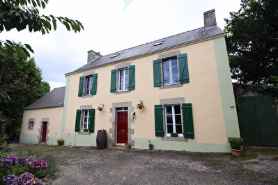 Maison Kergrist 5 pieces 150 m2 - A l'abris des regards