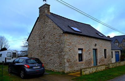 PLEMET- Maison de 84 m2 - 3 chambres - Hameau en campagne