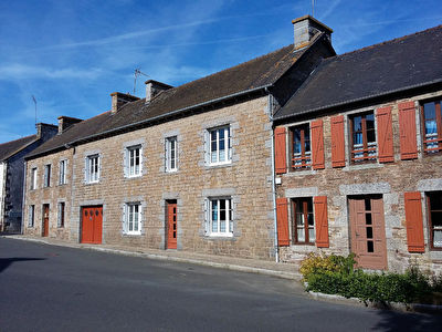 LANGAST - Ensemble de 3 Maisons - 15 pieces 260 m2 - En centre bourg