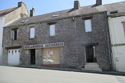 Maison UZEL Bourg a renover entierement