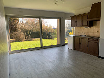 LOUDEAC - Appartement T2 - En centre ville