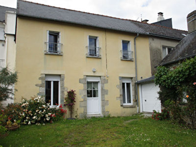 Maison Mur De Bretagne 3 pieces 63 m2 Centre bourg sans travaux