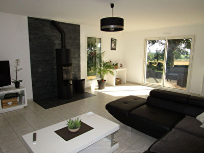 Maison PLESSALA - 5 chambres - 160m2 - Proche bourg