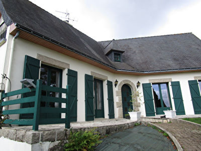 Maison UZEL - 5 chambres 180 m2 - Vue degagee